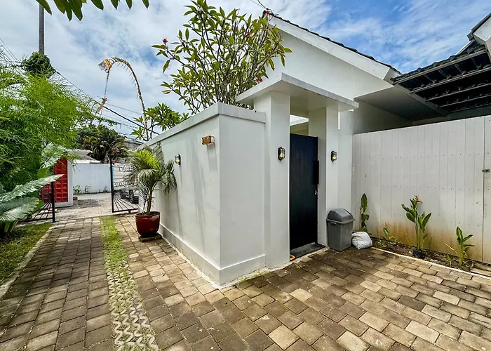 Soane Summer House By Agata アパート